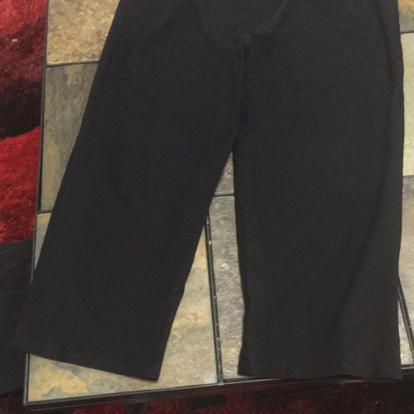 Eileen Fisher Pull on Black Petite small Pants. - Picture 7 of 8